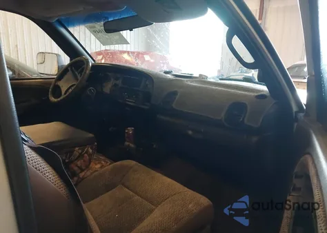 1999 Dodge Ram 2500 St z USA, uszkodzony, nr VIN 1B7KC236XXJ544327